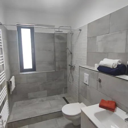Zen Apartmanhaz Lejlighedshotel *