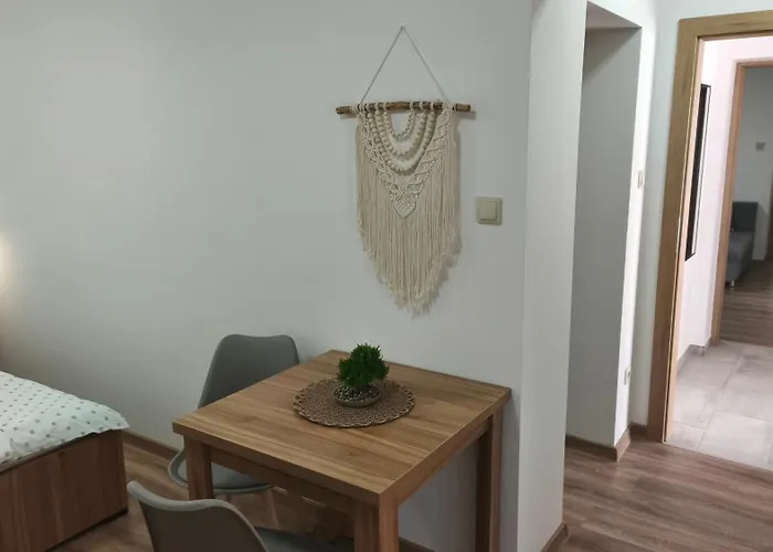 Апарт-отель Zen Apartmanhaz Дьюла