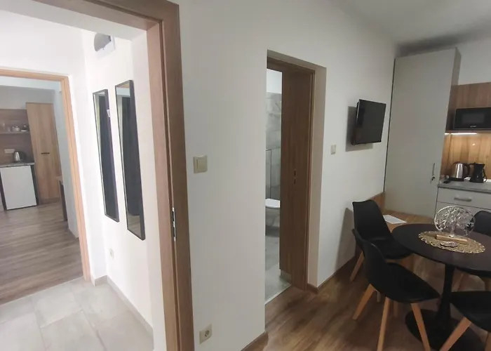 Zen Apartmanhaz Дьюла